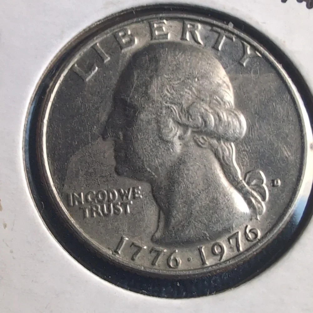 1776-1976 P Bicentennial Quarter - Picture 2 of 3